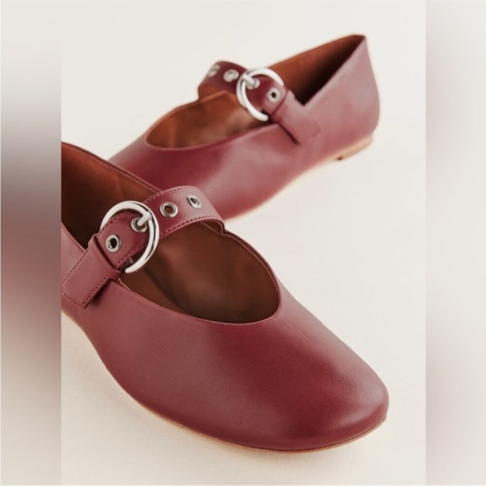 Like New Reformation Bethany ballet flat in ruby